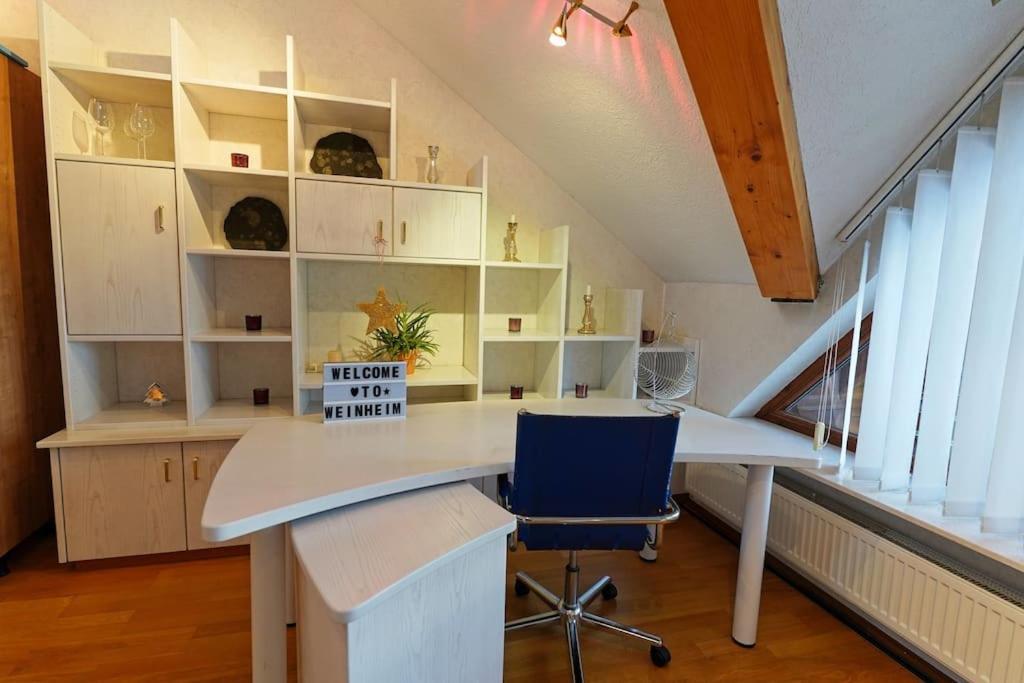 Grosse, Helle Wohnung Fuer Bis Zu 6 Personen Weinheim Bagian luar foto