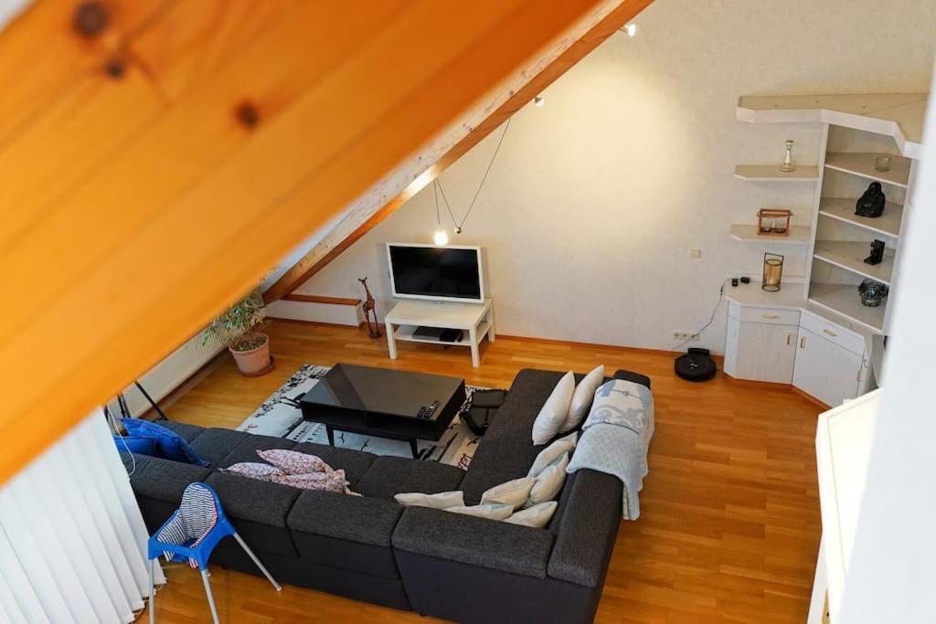Grosse, Helle Wohnung Fuer Bis Zu 6 Personen Weinheim Bagian luar foto